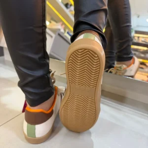 Sapatênis Feminino Casual em Couro Porcelana Marina Mello