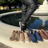 Tênis feminino Marina Mello couro nas cores nude, dourado, marrom, azul-marinho e preto