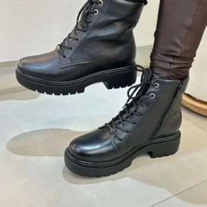 Bota Feminina Coturno Confort Forrado em Lã