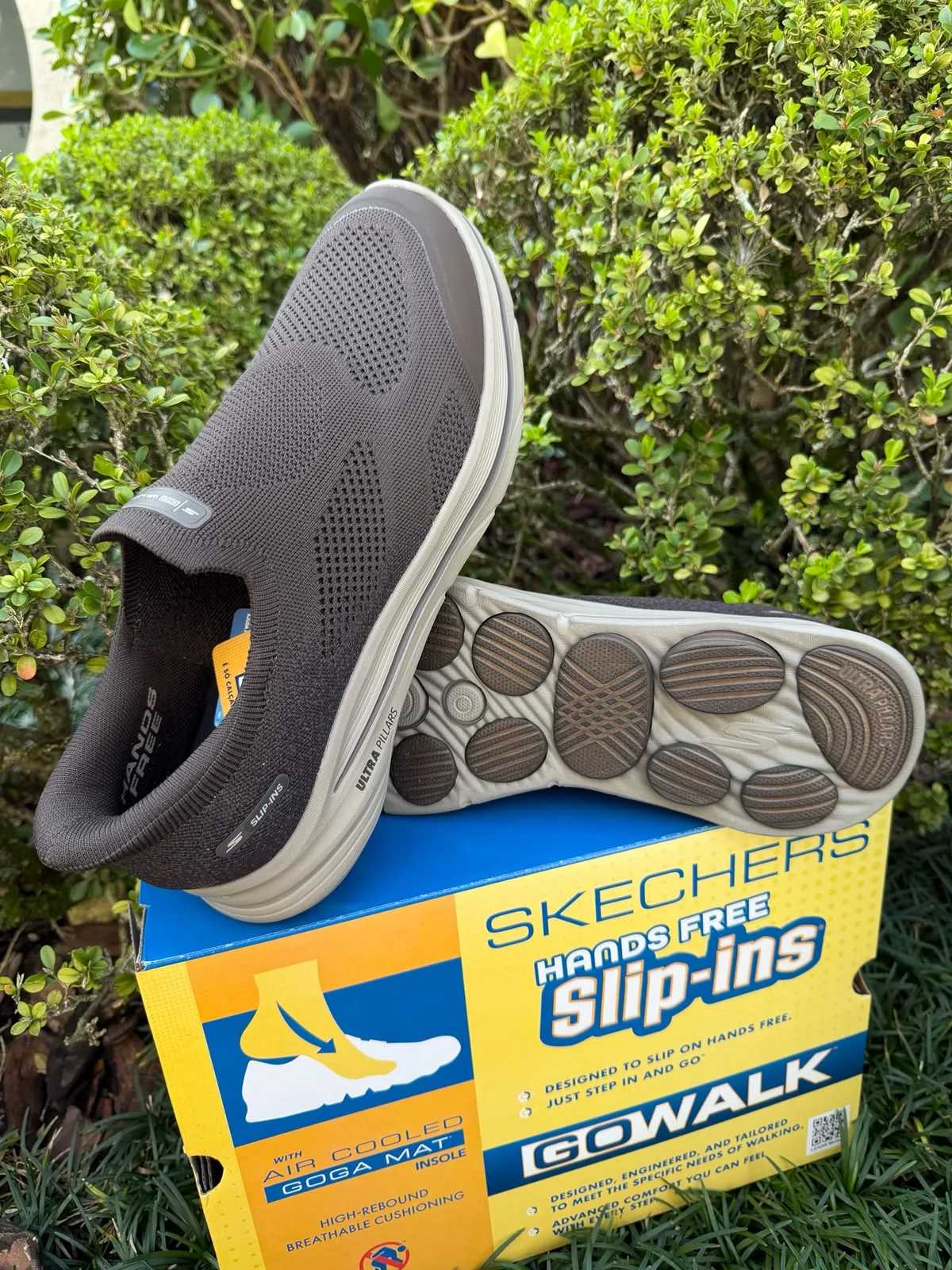Tênis Masculino Skechers Go Walk 8 Slip-ins Marrom
