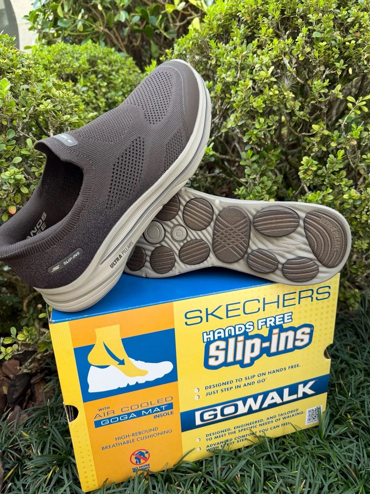 Tênis Masculino Skechers Go Walk 8 Slip-ins Marrom