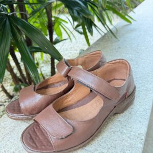 Sandália Feminina Antistress com Velcro para Pés Inchados Opananken