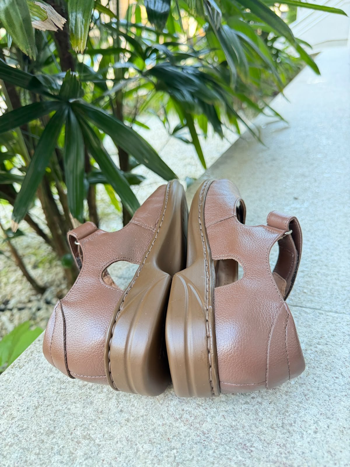 Sandália Feminina Antistress com Velcro para Pés Inchados Opananken