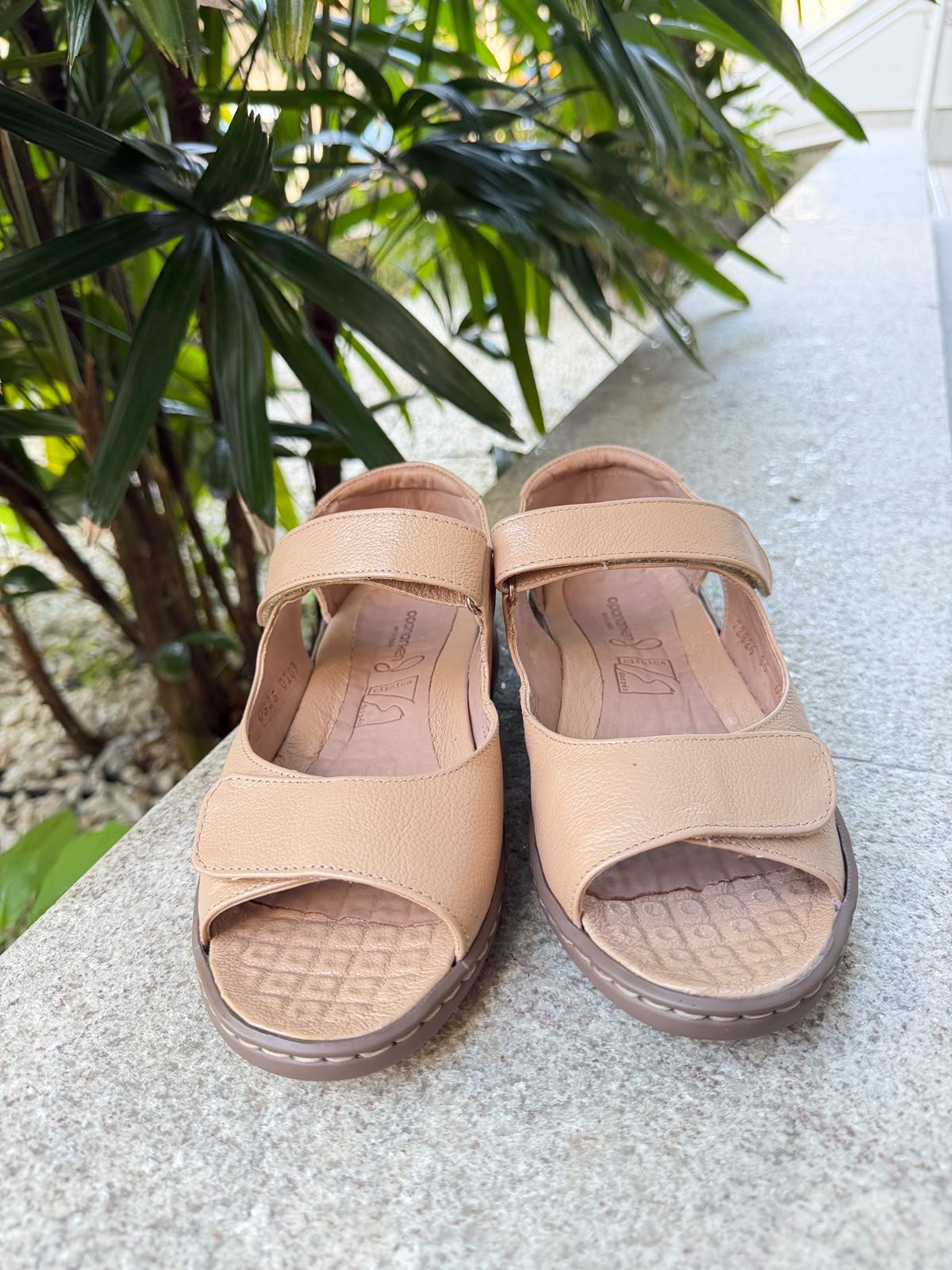 Sandália Feminina Antistress com Velcro para Pés Inchados Opananken