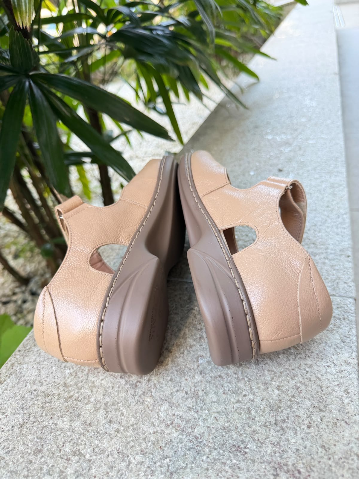 Sandália Feminina Antistress com Velcro para Pés Inchados Opananken
