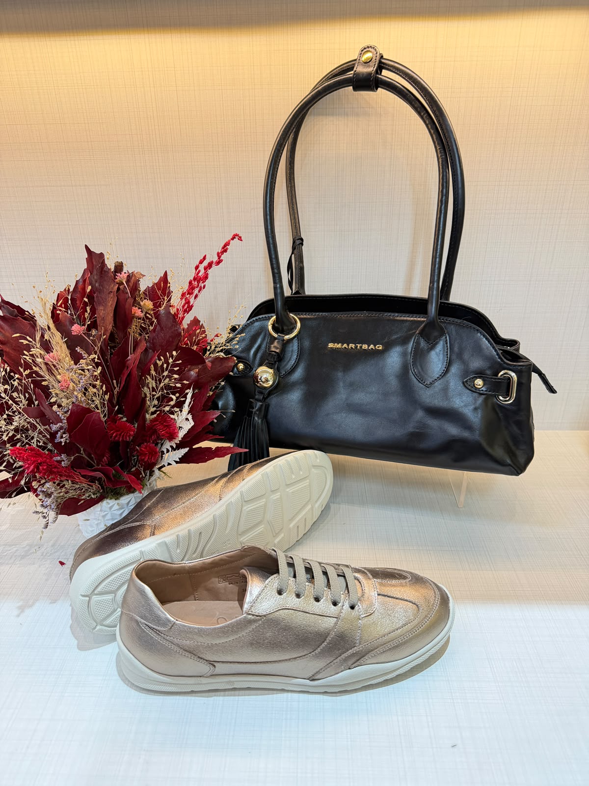 Sapatênis Feminino Casual Antistress em Couro Opananken