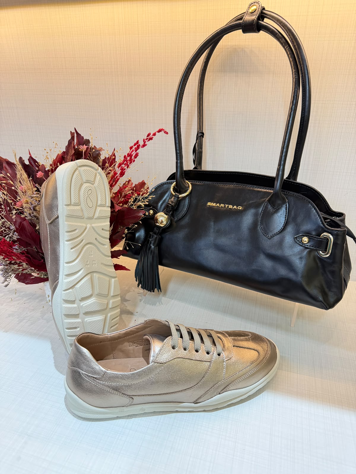 Sapatênis Feminino Casual Antistress em Couro Opananken